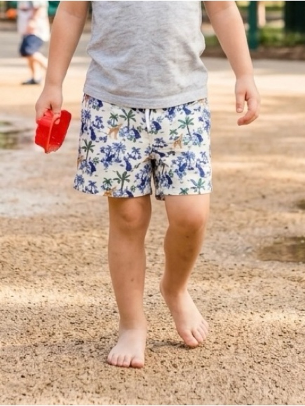 Janie and Jack White Swim Shorts with Blue, Green 🐆🦒🌴 Tropical Print S 7 Boys